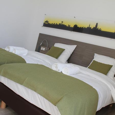 Mondo Hotel Tubize Extérieur photo
